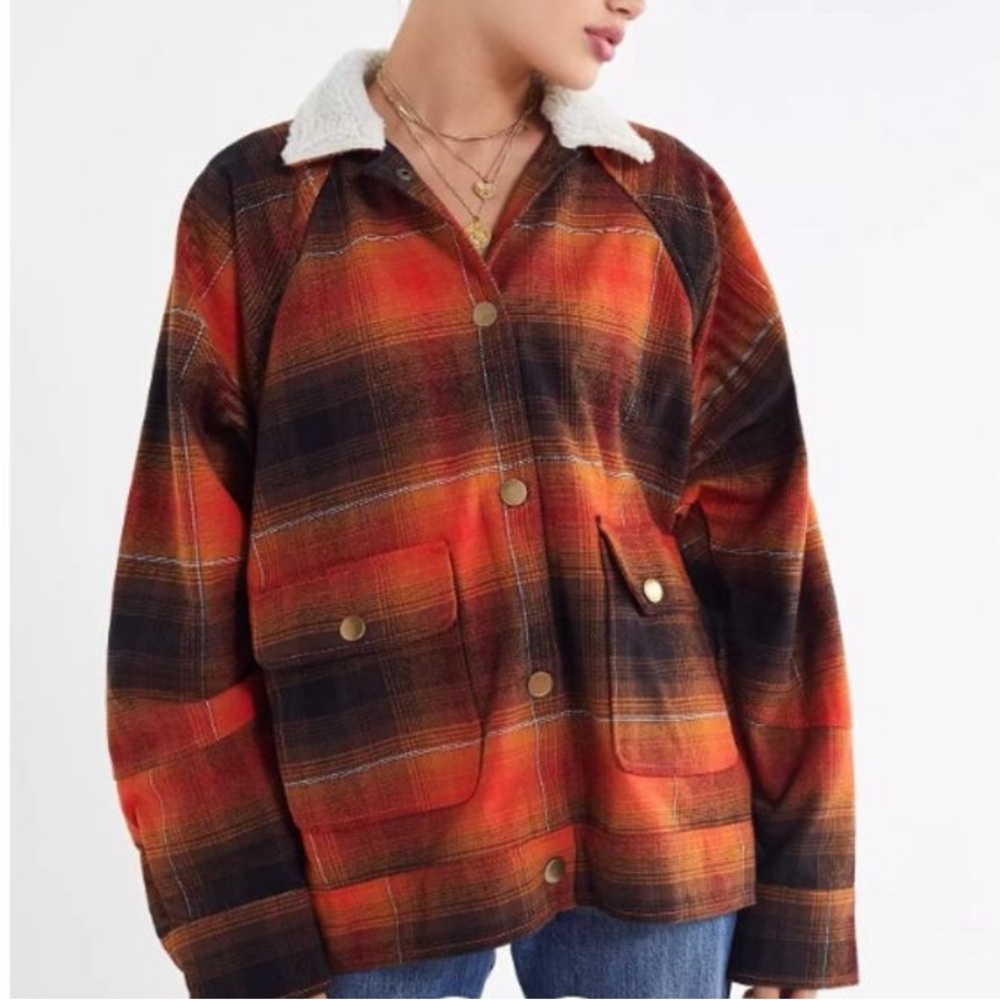 UO Women’s Chelsea Flannel Plaid Shirt Jacket